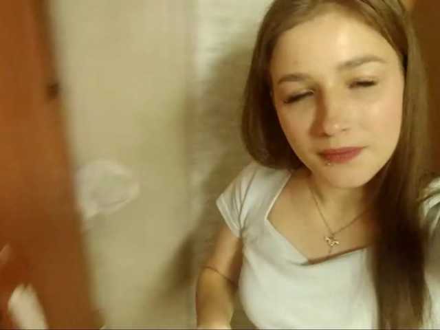 millywowa live cam preview