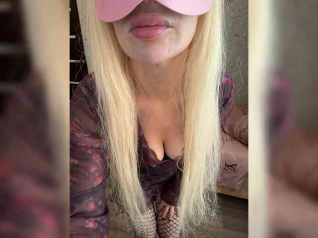 Say11 — live female cam on BongaCams