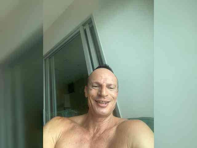 Monstermusclecock