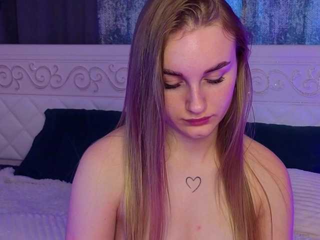 AliceStacy live cam on BongaCams