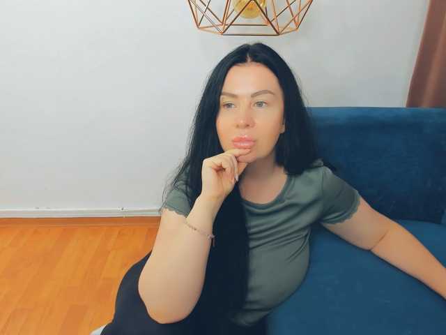 BrilliantGirll live cam on BongaCams