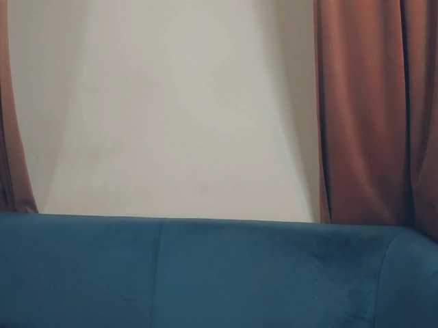 BrilliantGirll, en vivo ahora en BongaCams
