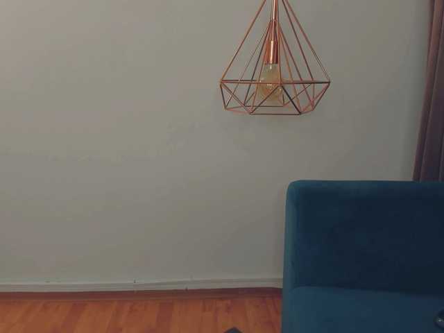 BrilliantGirll, en directo ahora en BongaCams