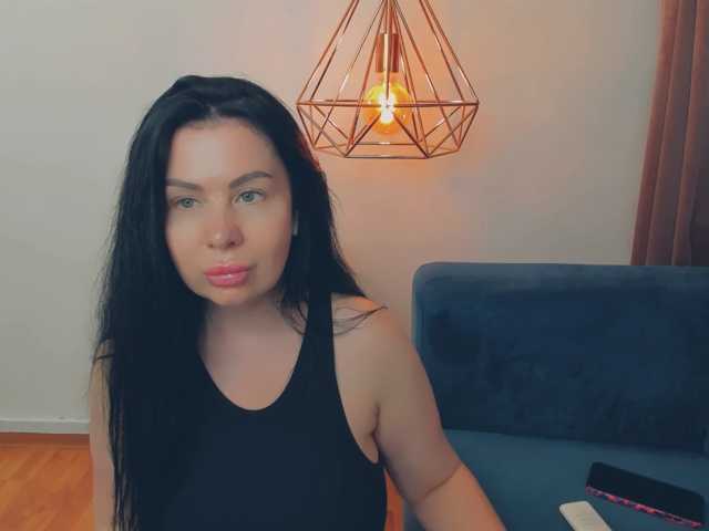 BrilliantGirll live cam