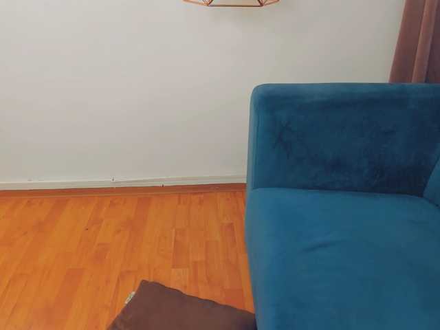 BrilliantGirl live cam preview