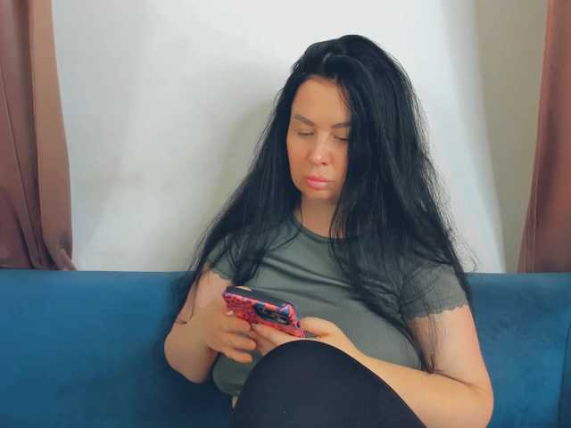 BrilliantGirl live cam on BongaCams