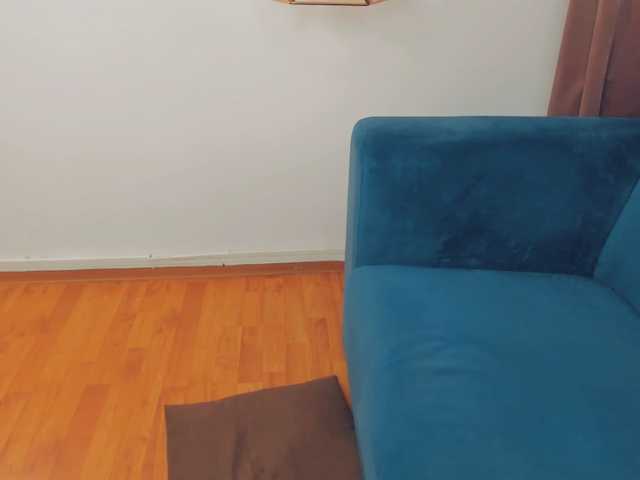 BrilliantGirl live cam preview