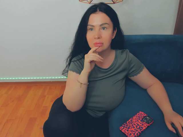 BrilliantGirll live cam on BongaCams