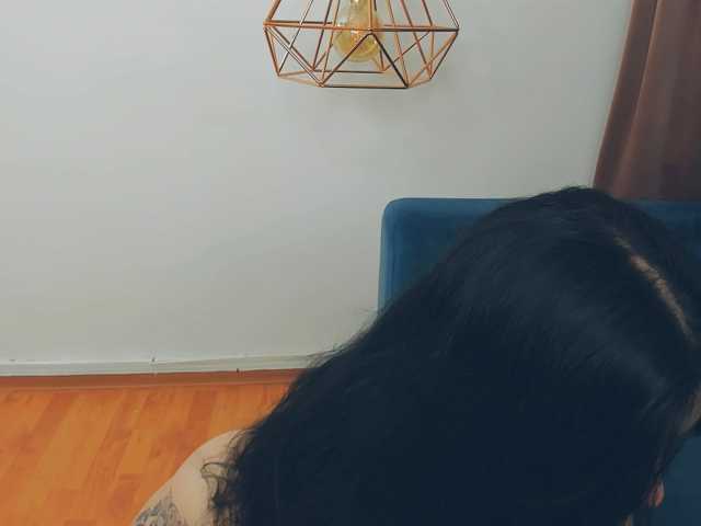 BrilliantGirll live cam on BongaCams