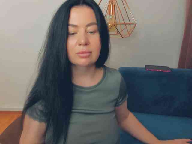 BrilliantGirl webcam