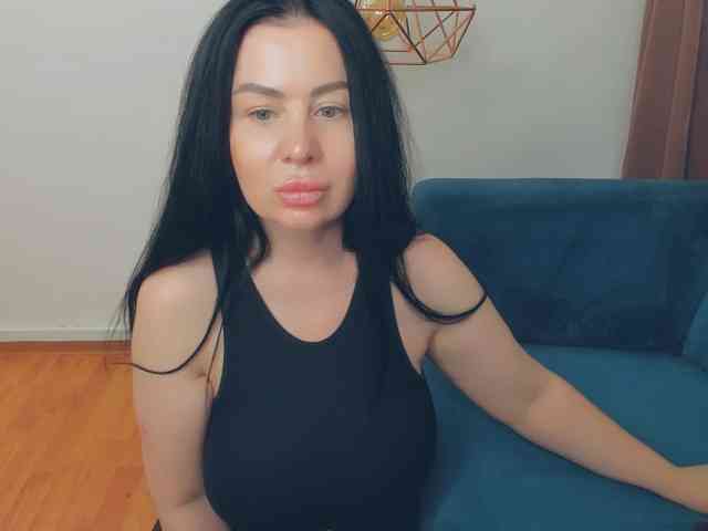 BrilliantGirl webcam