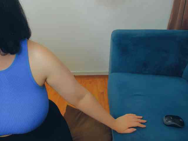 BrilliantGirl webcam