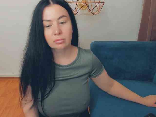 BrilliantGirl webcam