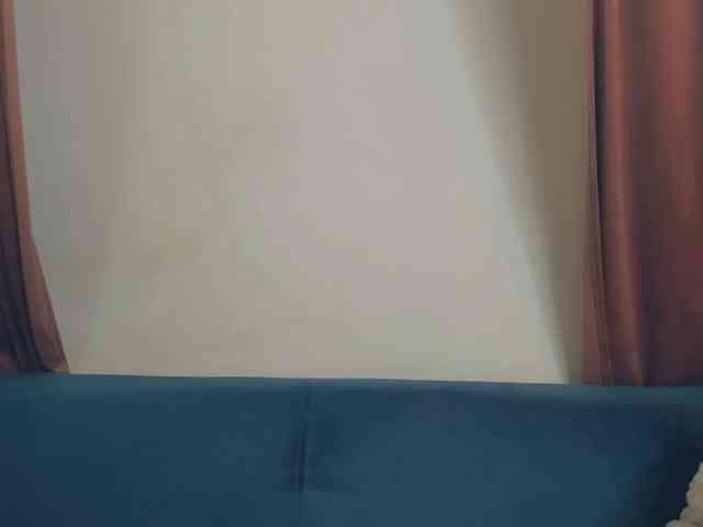 BrilliantGirl webcam