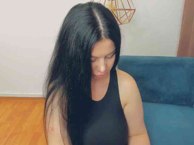 BrilliantGirl webcam