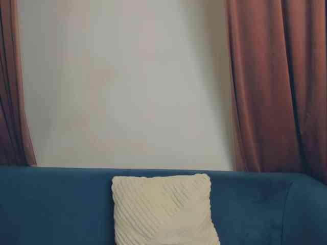 BrilliantGirl webcam