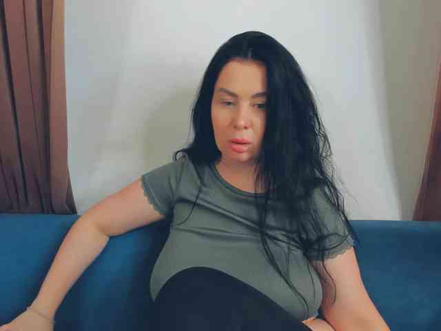 Model: BrilliantGirl