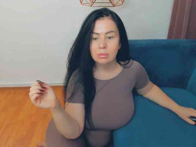 BrilliantGirl webcam