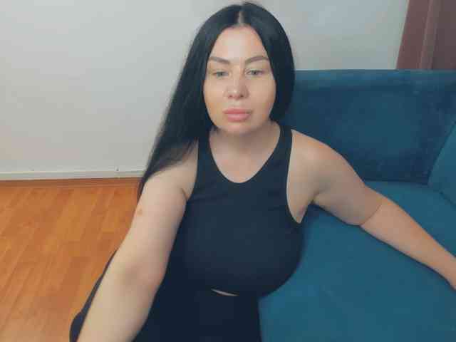 BrilliantGirl webcam