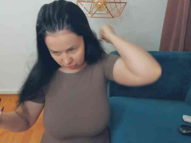 BrilliantGirl webcam