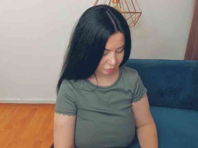 BrilliantGirl webcam