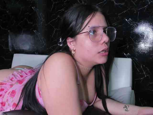kittyhot19