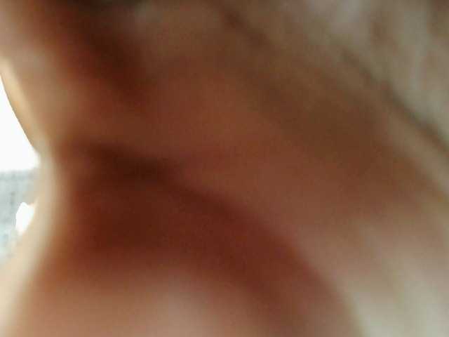 Hot-sexxy-gurl live cam on BongaCams