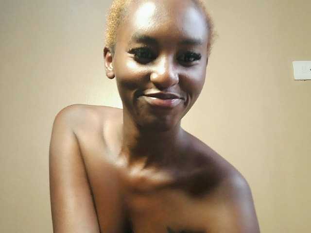 Hot-sexxy-gurl live cam preview