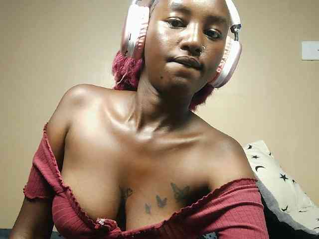 Hot-sexxy-gurl webcam