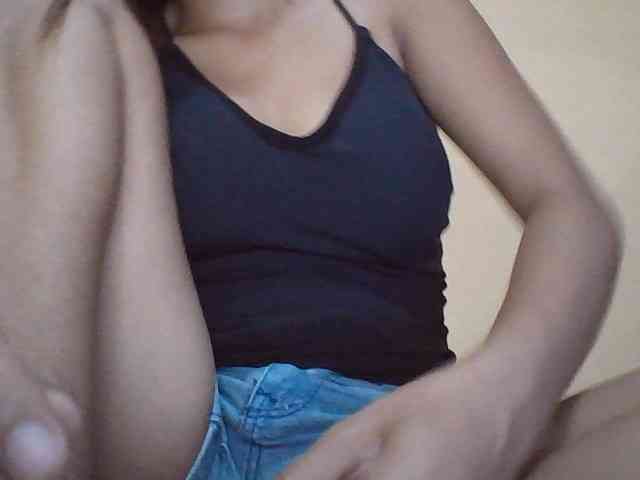 xxhottie-babexx webcam