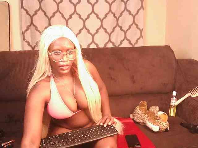 CutiePumpkin-1 webcam