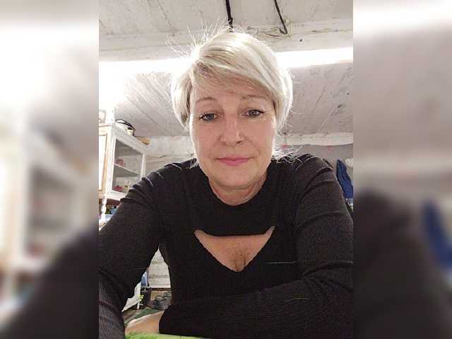 Milena77-1 live cam on BongaCams
