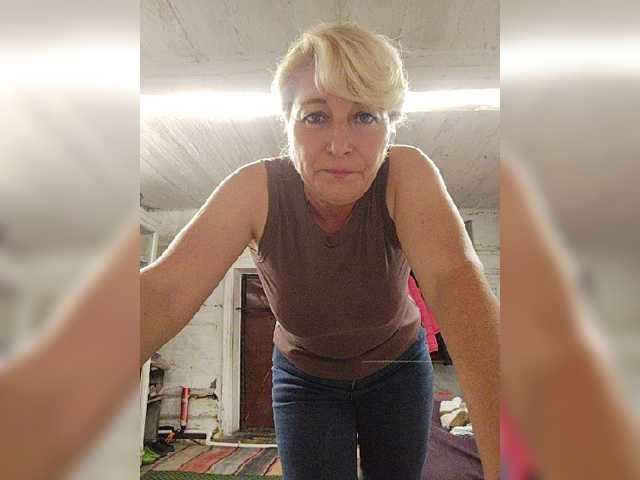 Milena77-1 live cam on BongaCams