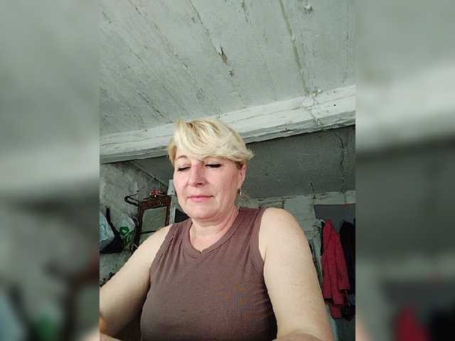 Milena77-1 live cam on BongaCams