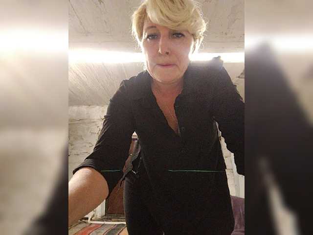 Milena77-1 live cam on BongaCams