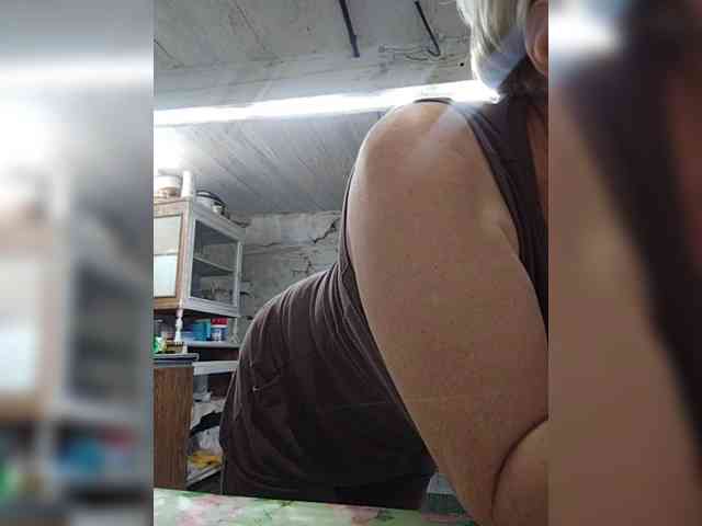 Milena77-1