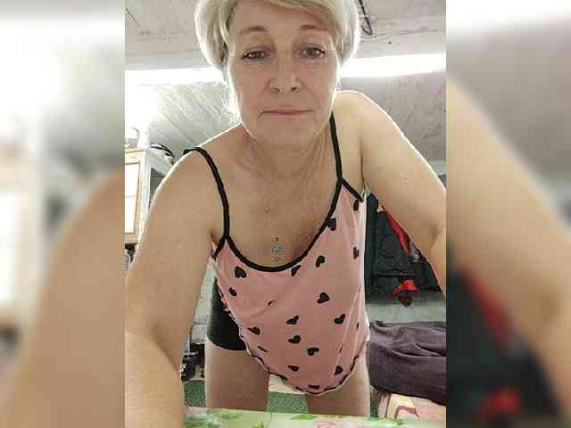 Milena77-1