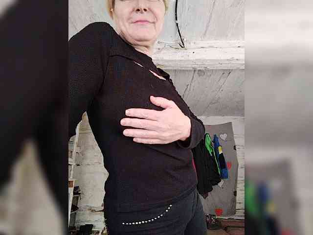 Milena77-1