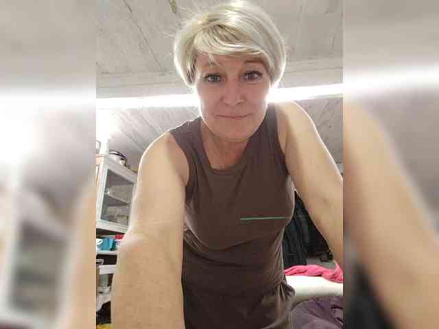 Milena77-1