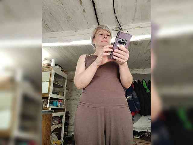 Milena77-1