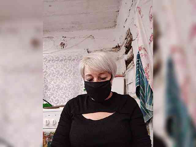 Milena77-1