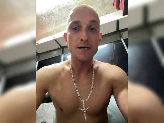 Maxio8739Hot