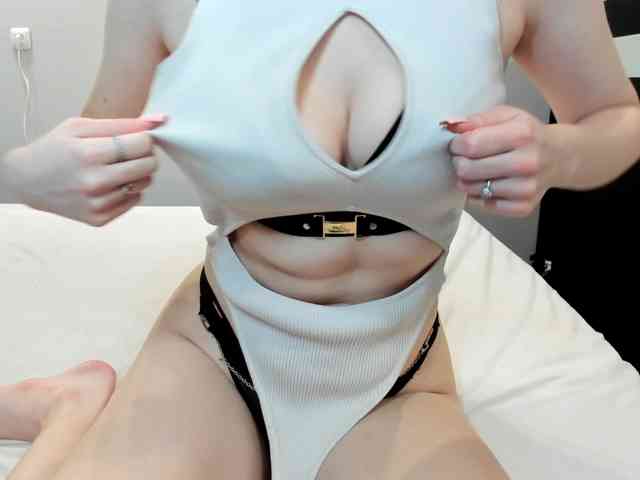 AliceBliss webcam