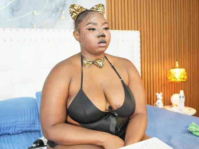 Модель: DarkSkinnedtaboo