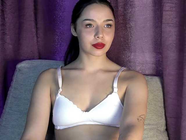 GraceGiovanna live cam on BongaCams