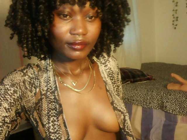 Biancasinclair live cam on BongaCams