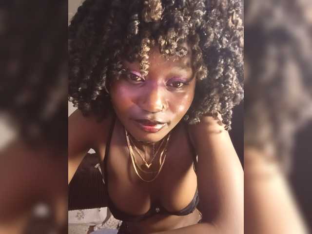 Biancasinclair live cam on BongaCams
