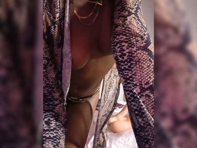 Biancasinclair, en vivo ahora en BongaCams