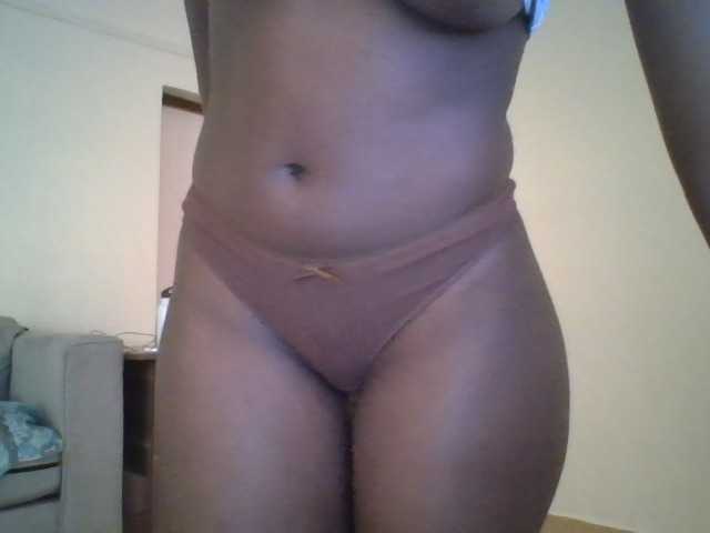 Chocopearl1 live cam on BongaCams