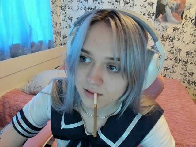 Ariaarina live cam
